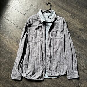 Vans reversible button up